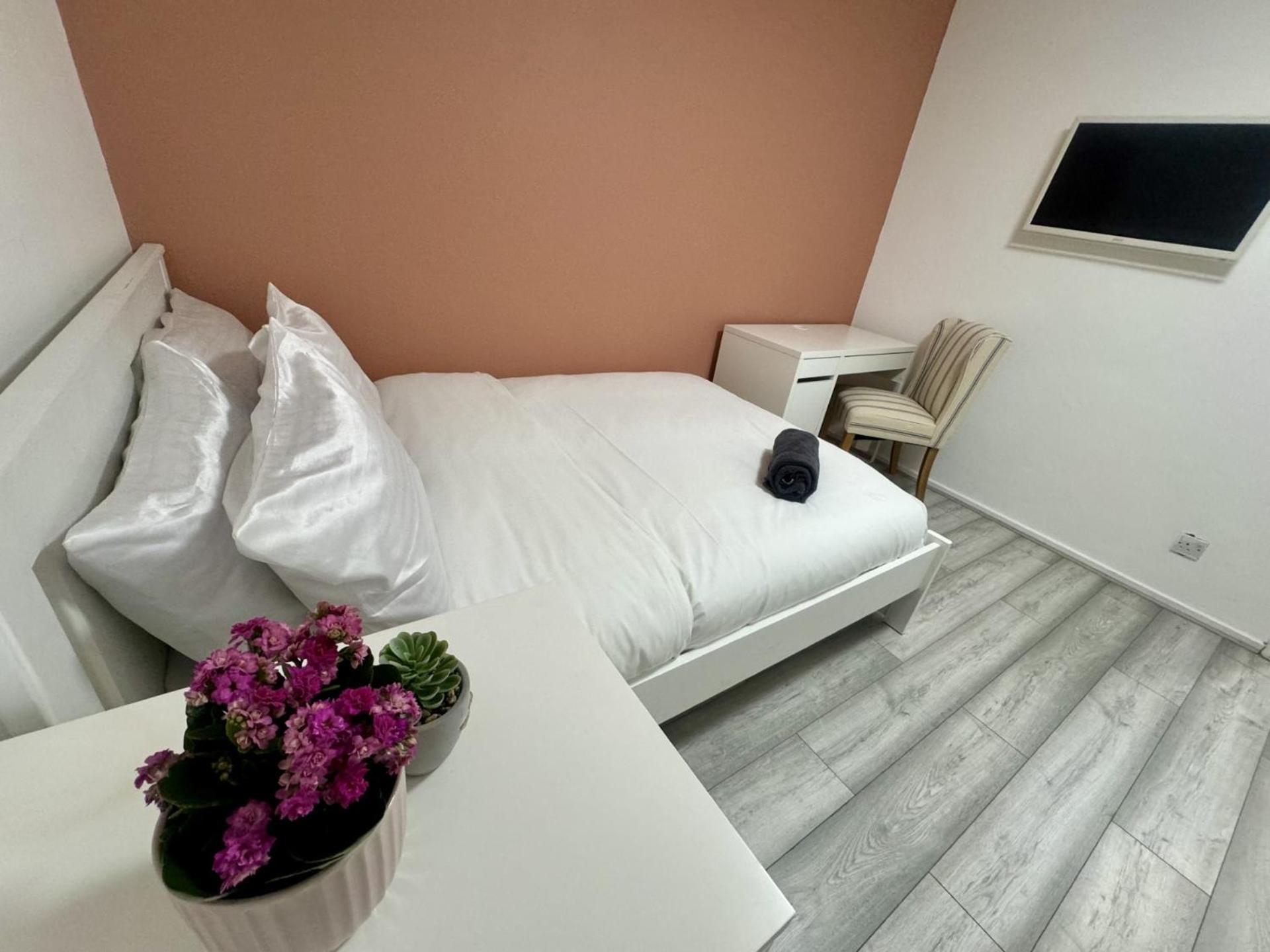 Tottenham Velvet Suites Londra Esterno foto