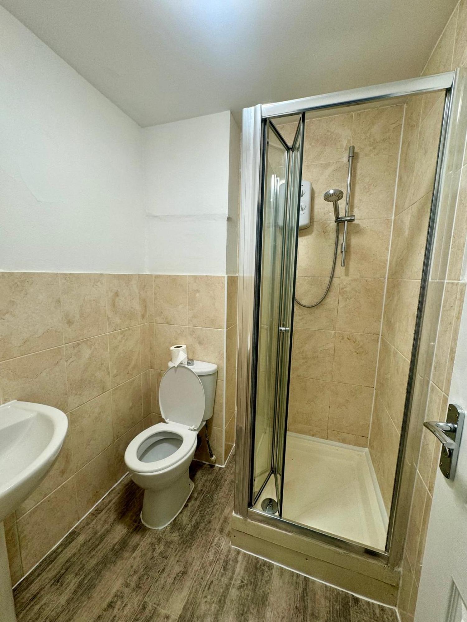 Tottenham Velvet Suites Londra Esterno foto
