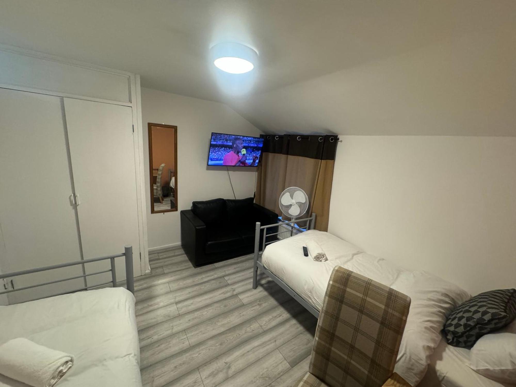 Tottenham Velvet Suites Londra Esterno foto