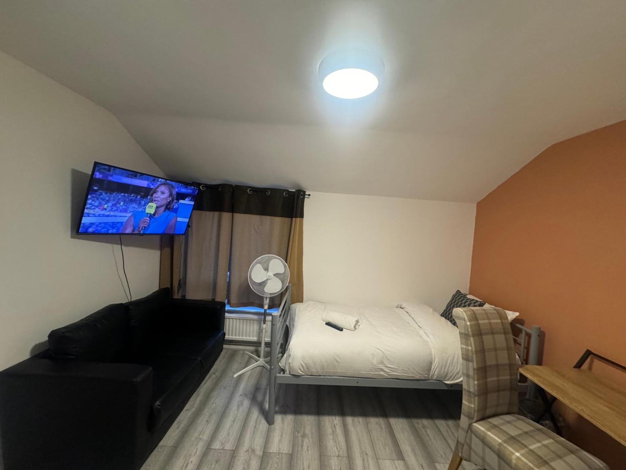Tottenham Velvet Suites Londra Esterno foto